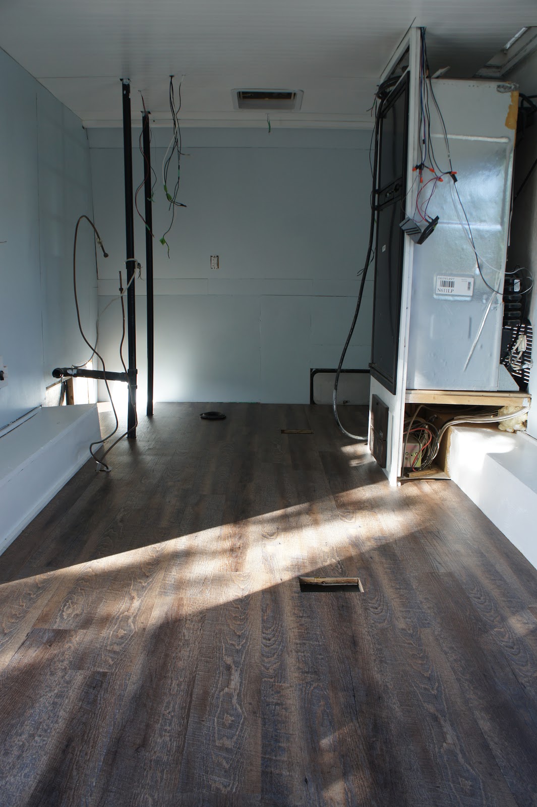 Alice gets a makeover Ep. 10 Vinyl Plank Flooring in RV