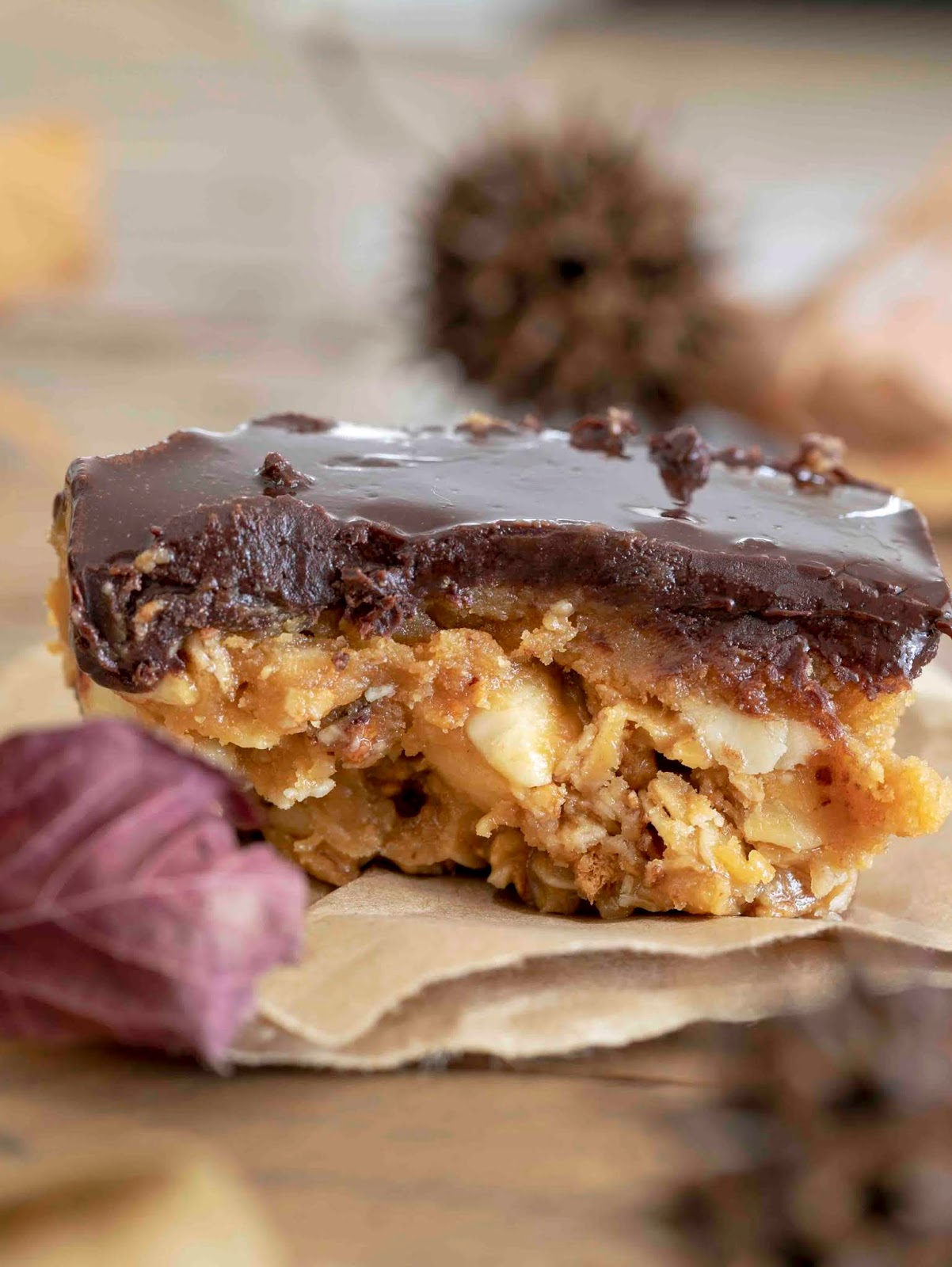 KARENLUVSLIFE Salted Peanut, Peanut Butter & Chocolate Granola Slice
