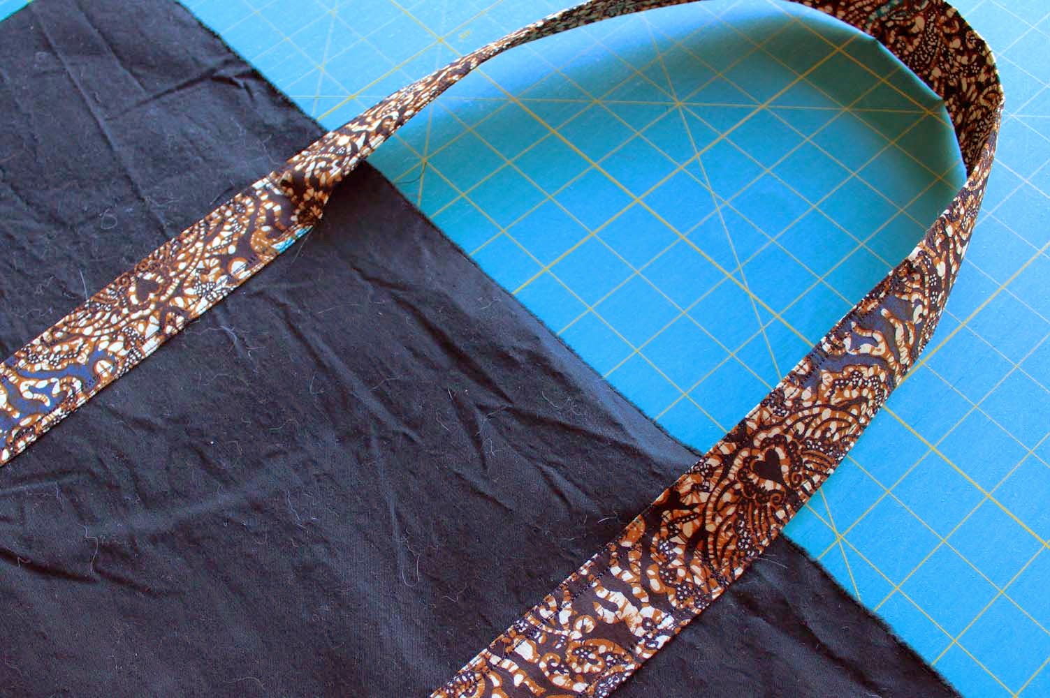 QuiltFabrication  Patterns and Tutorials: Tote Bag