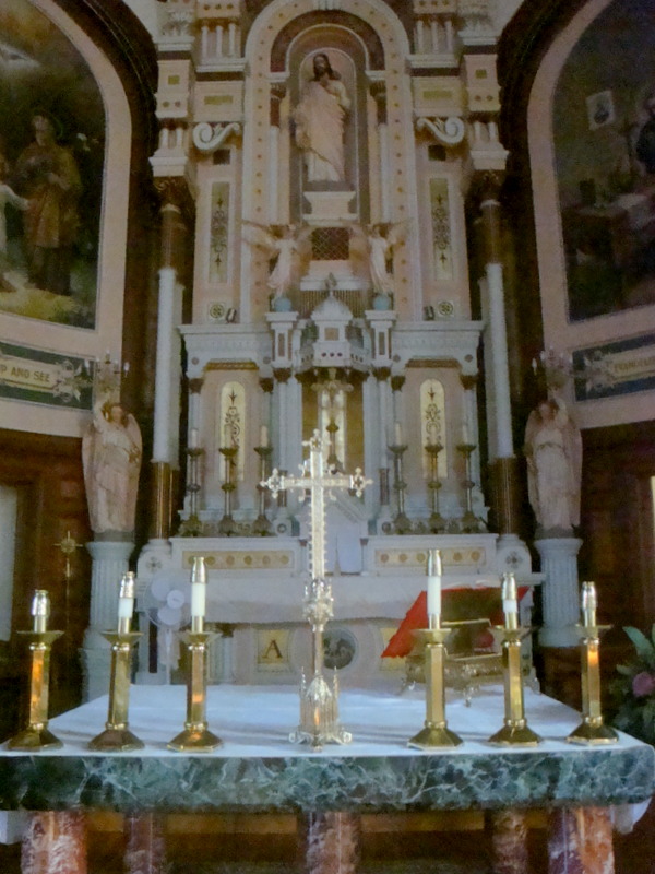 The Journey of a St. Alphonsus de Ligouri Church, Chapeau