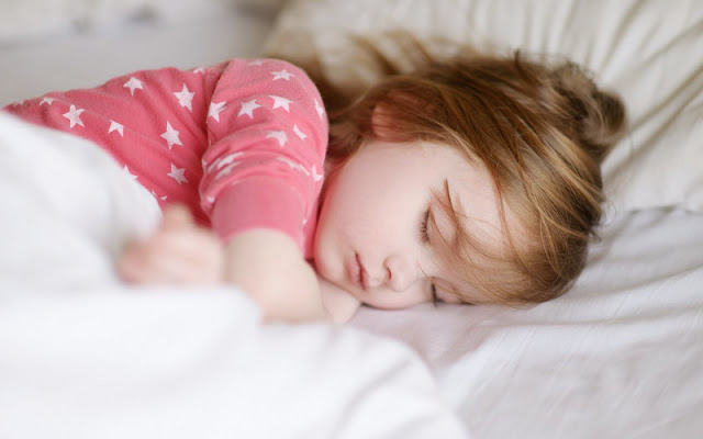 Tips Buat Bunda, 8 Cara Mengobati Radang Tenggorokan Pada Anak dengan Cepat Tips Buat Bunda, 8 Cara Mengobati Radang Tenggorokan Pada Anak dengan Cepat