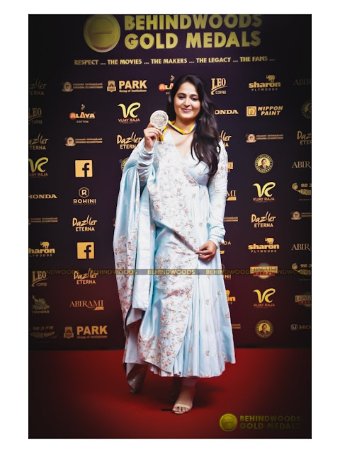 Anushka Shetty winner of Gold Medal Awards 2018