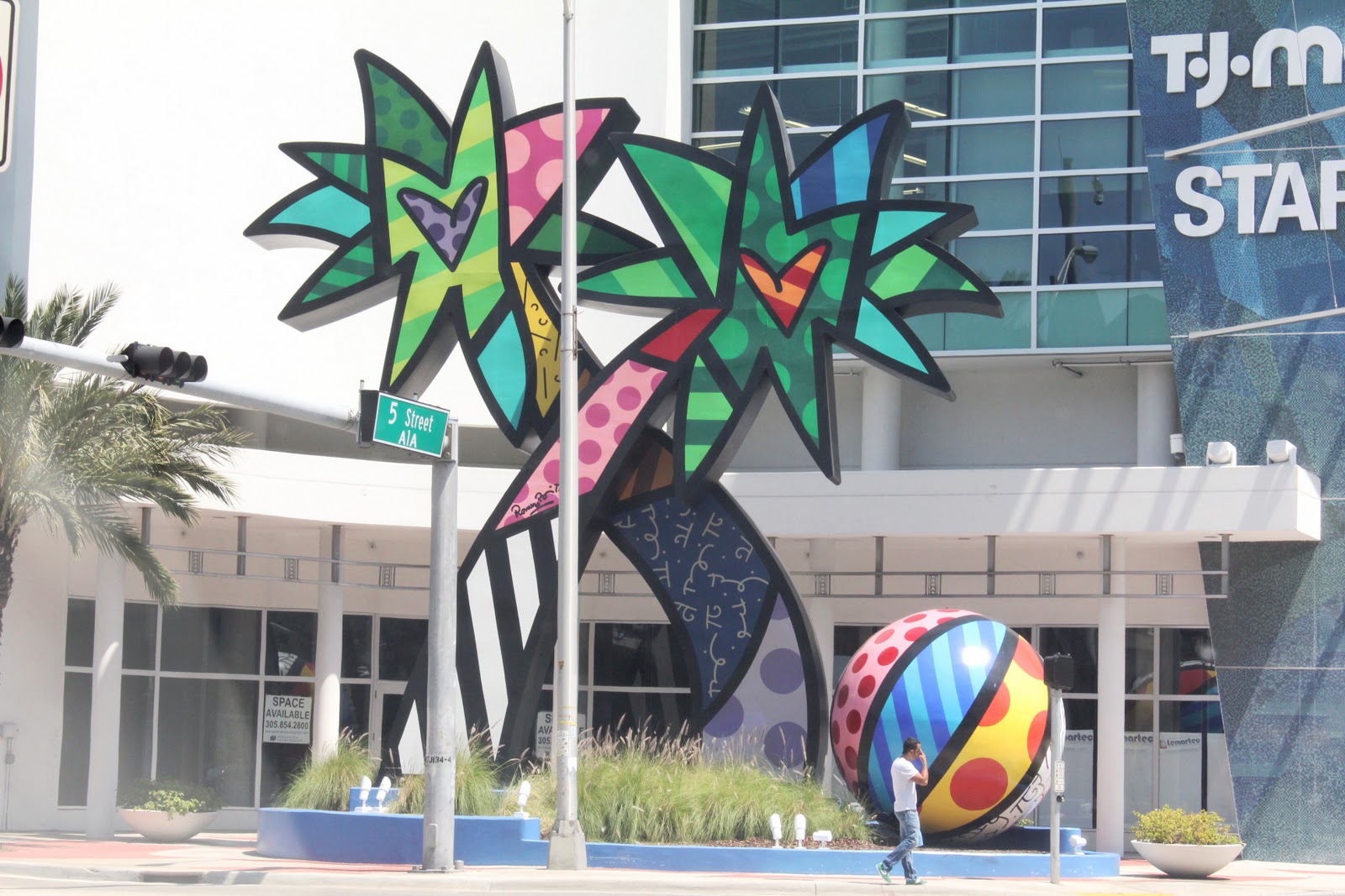 Year of Goodness: 88/365: Romero Britto