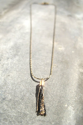 Collier pompon noir Judith Benita Paris