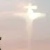 Sinais e maravilhas emocionam crentes: Imagem de Jesus crucificado surge nos céus