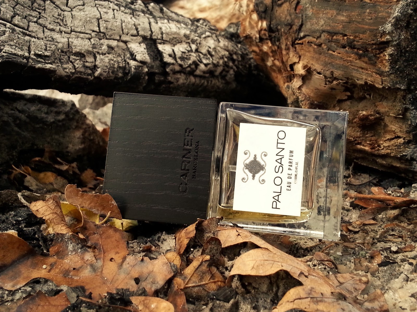 Carner barcelona palo santo. Palo santo парфюм. Carner barcelona palo santo 15 мл. духи карнер. Palo santo парфюм.