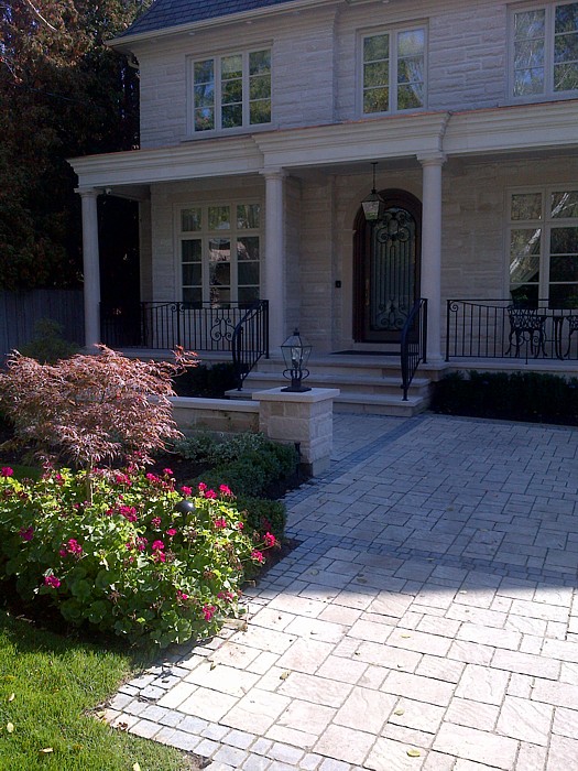 Landscape Designer: Front Yard Ideas