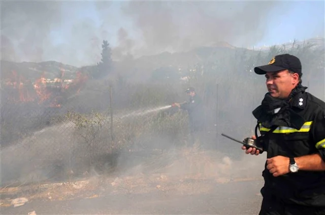 Εύβοια: Υπό έλεγχο η φωτιά στην Κάρυστο