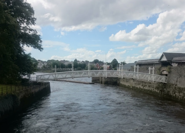 Picture of the Sylvester O'Halloran footbridge, Limerick city