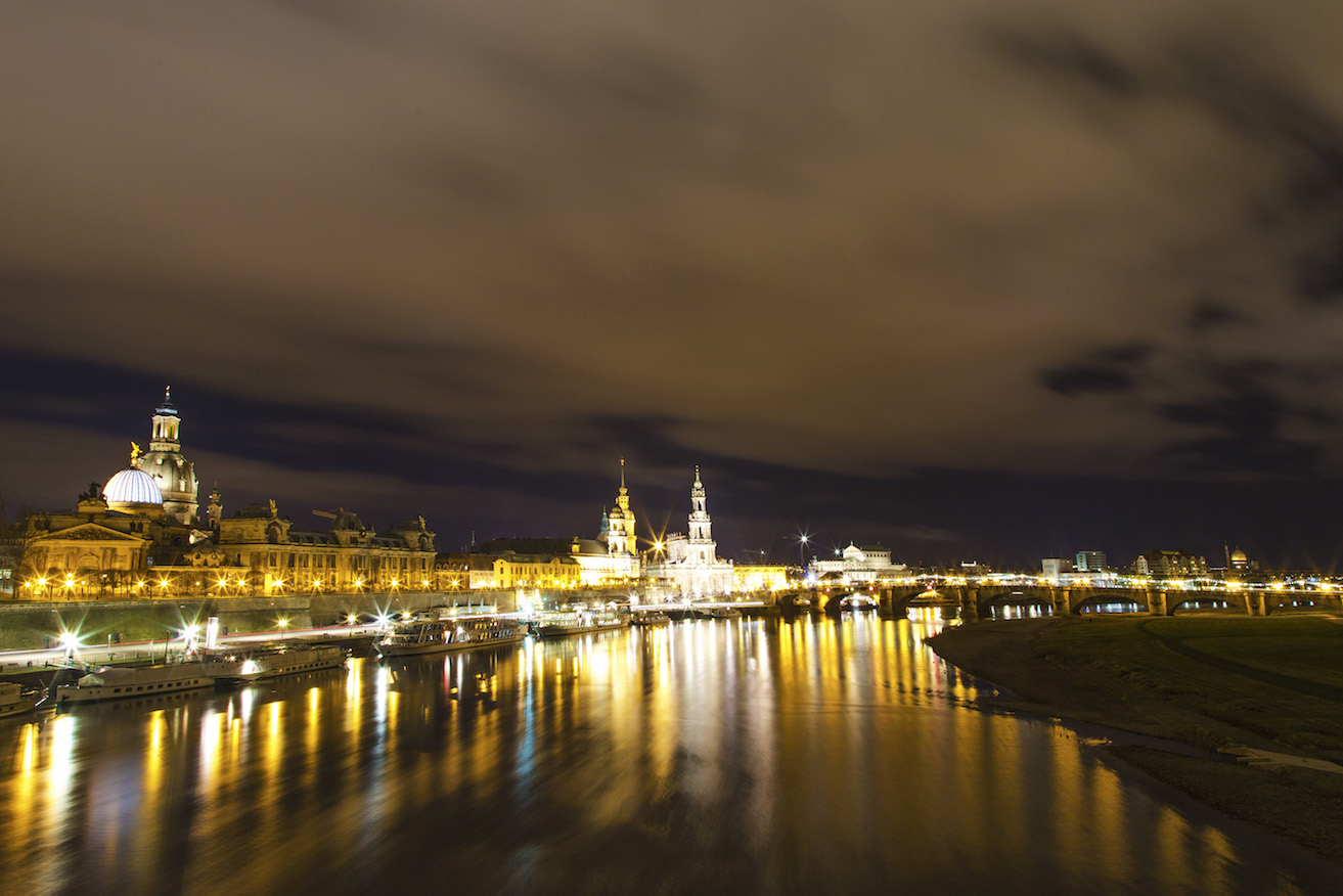 Dresden by the Night An unparalleled beauty!