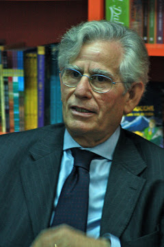 Alla Libreria Mondadori - 2010