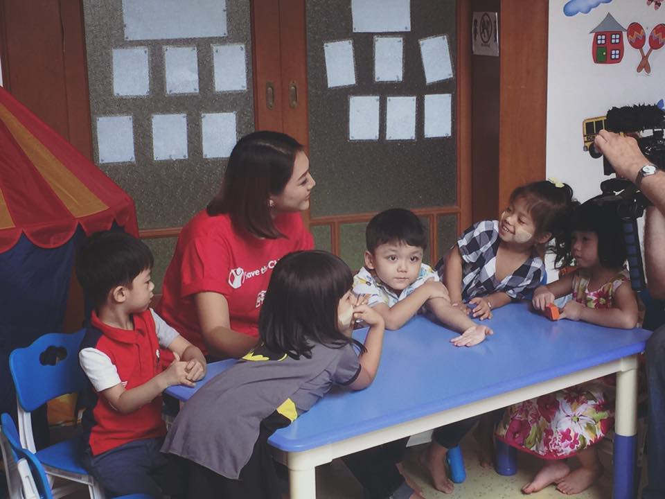 Myanmar Save The Children Ambassador Thet Mon Myint Met With Children For Video Campaign