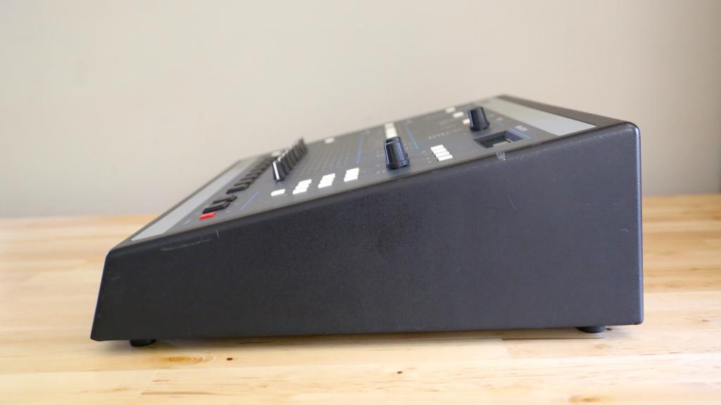 MATRIXSYNTH: Emu Sp1200 Vintage Sampling Drum Machine 100 disc Library ...