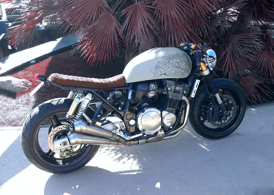 Suzuki GSX 400 Inazuma Scrambler