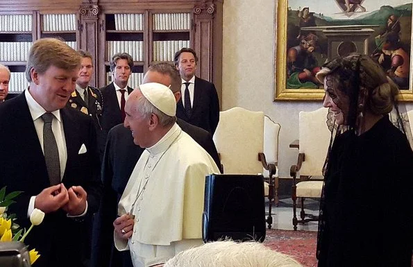 King Willem-Alexander and Queen Maxima attended a special meeting with Pope Francis at the Apostolic Palace. Queen wore Dolce & Gabbana black dress