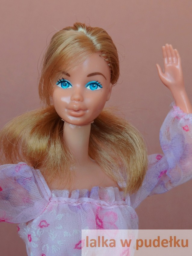 **lalka w pudełku**: Kissing Barbie® 1978