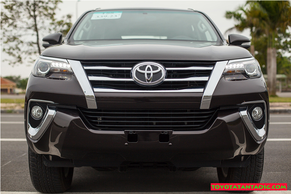 gia xe toyota fortuner 2018 tại viet nam - tra gop dua truoc bao nhieu anh 2 gia xe toyota fortuner 2018 tại viet nam - tra gop dua truoc bao nhieu anh 2