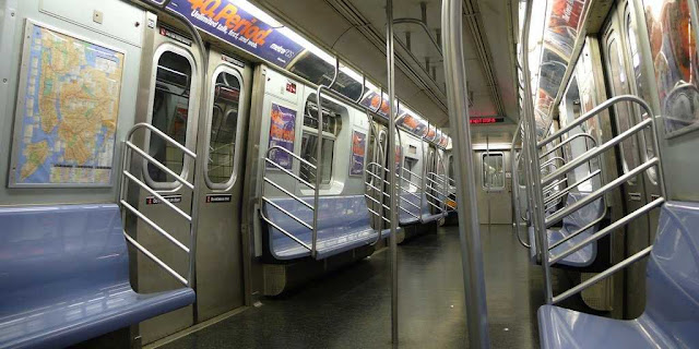 Tránh xe điện ngầm vắng