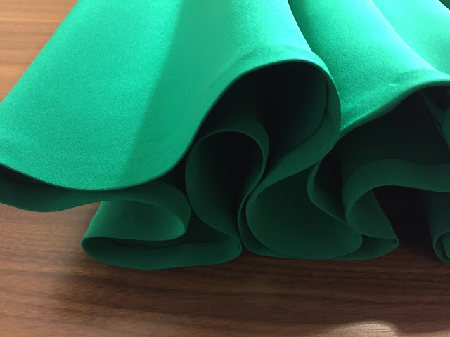 Diary of a Chain Stitcher: B5814 Gertie for Butterick Dress in Kelly Green Silk Crepe from Mood Fabrics