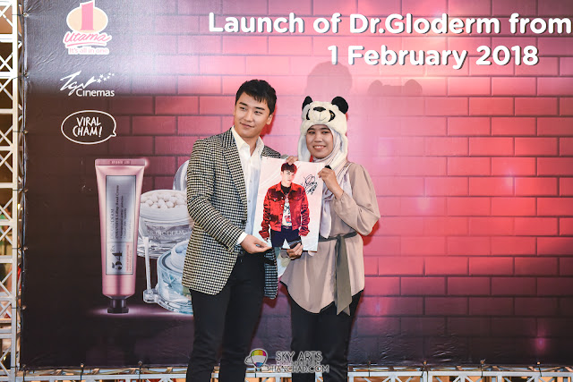 SEUNGRI MEET GREET Dr. Gloderm Watsons Photo @ 1Utama Shopping Mall #SEUNGIINMY