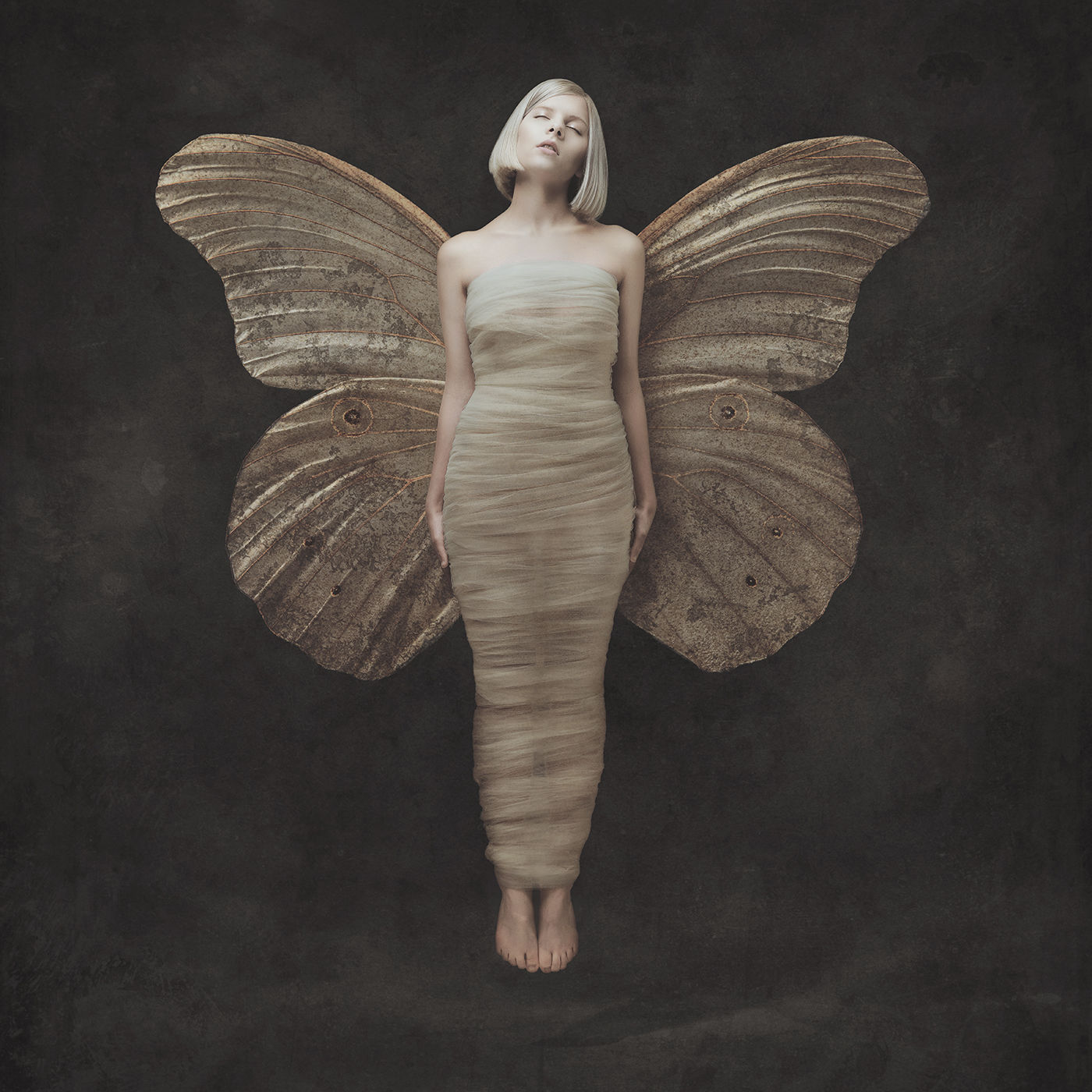 Aurora – All My Demons Greeting Me As A Friend Aurora – All My Demons Greeting Me As A Friend