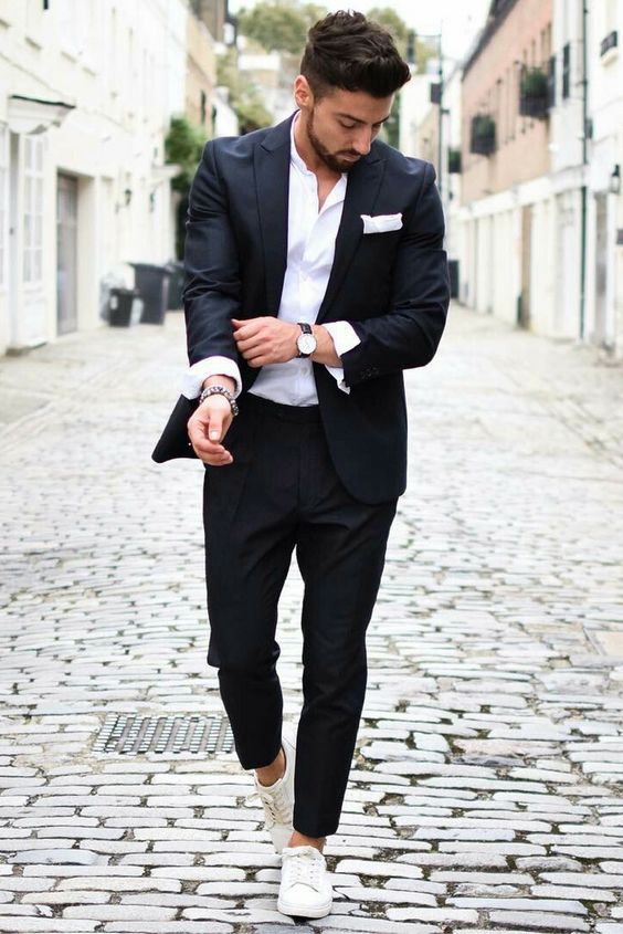 Stylish Ways to wear the Skinny Suit for the Modern Gent / geeks fashion