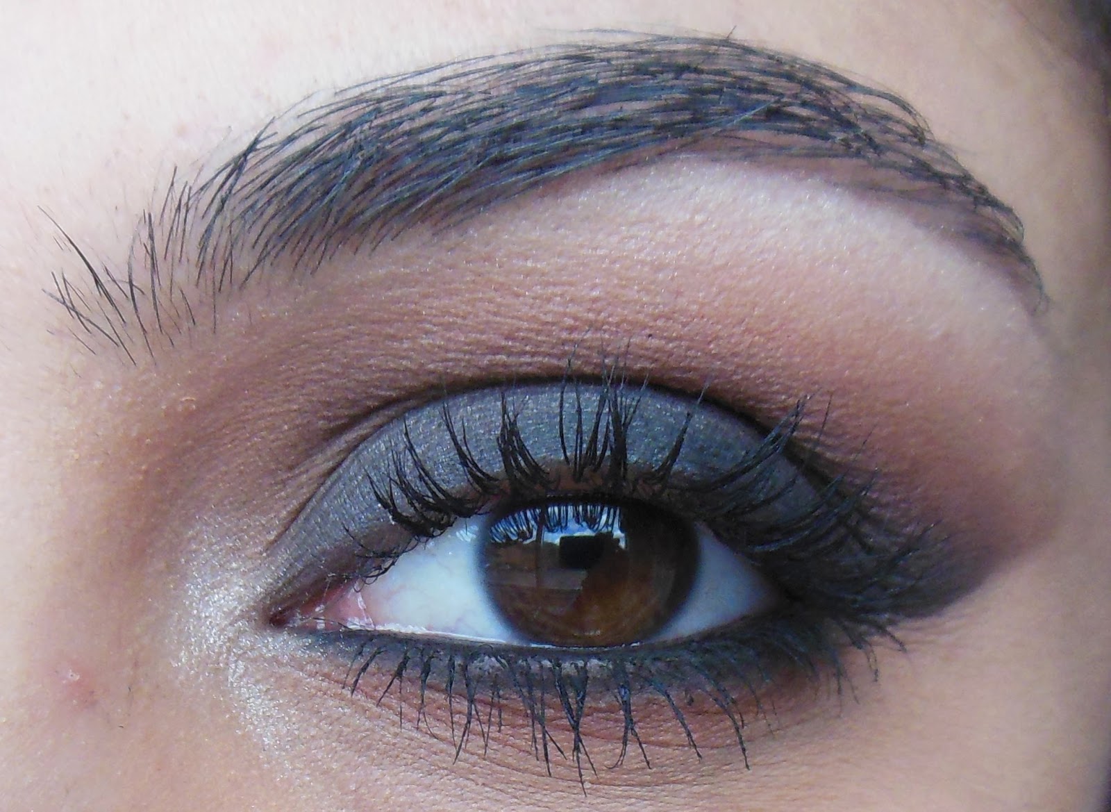 Fabuleuse Beauty: Easy Smokey Eye Tutorial