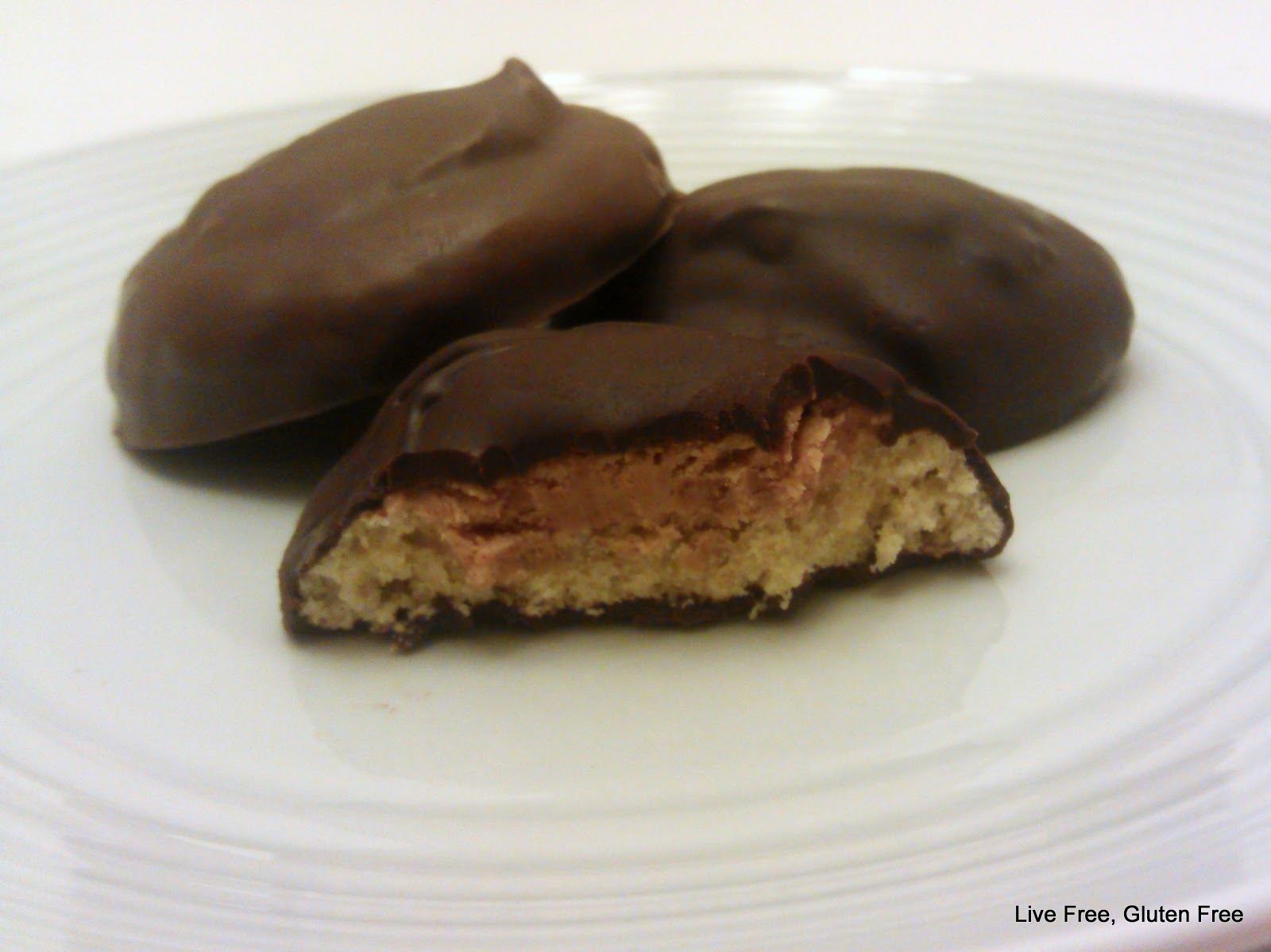 Live Free, Gluten Free: Girl Scout Cookies: Tagalongs and Trefoils