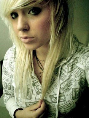 short emo hairstyles for girls 2011. Emo Hairstyles For Girls