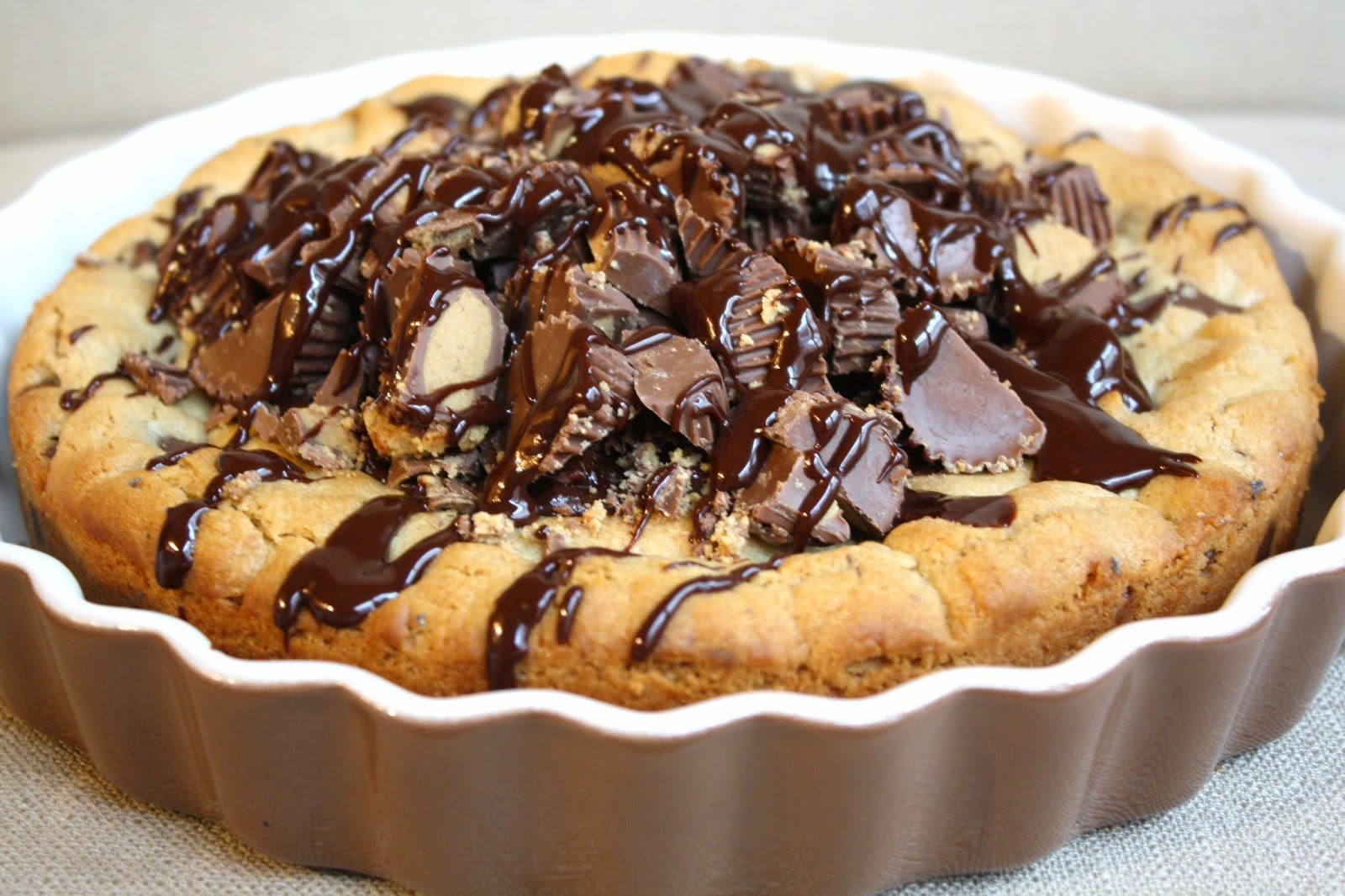 friendly's reese's peanut butter cake
