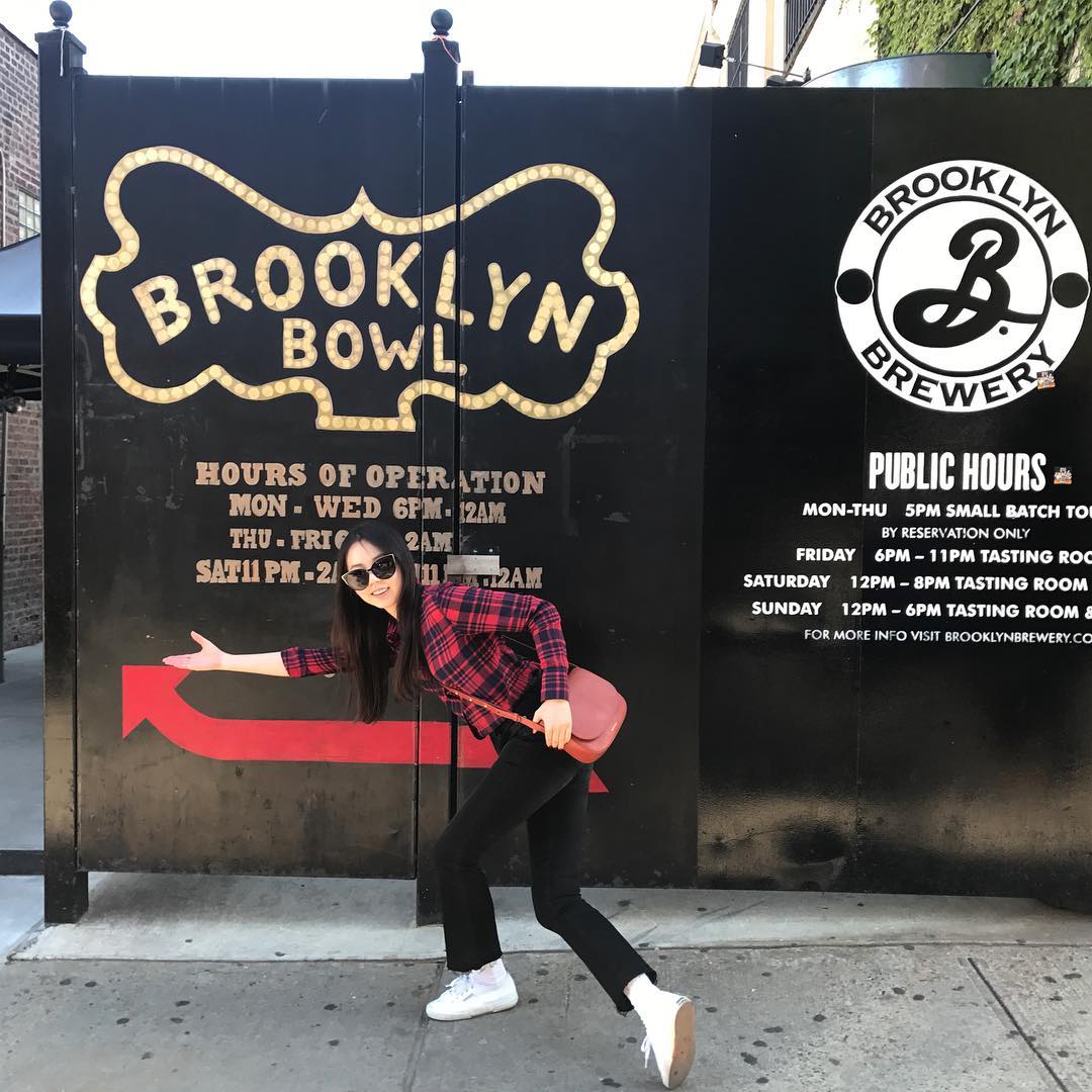 sohee greets fans with her photos from new york sohee greets fans with her photos from new york
