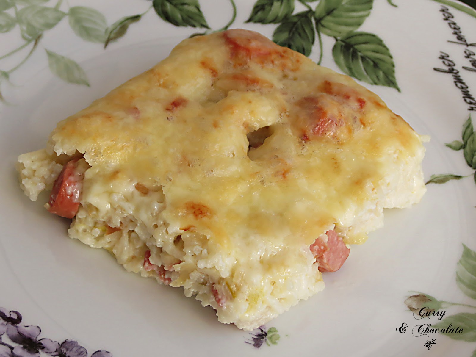 Pastel sencillo de arroz basmati - Basmati rice with sausages and cheese Pastel sencillo de arroz basmati - Basmati rice with sausages and cheese