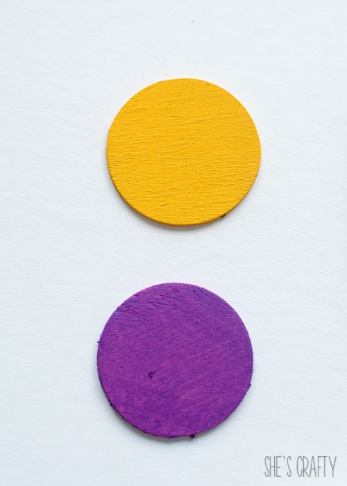 what to put in golf swag bags colored golf ball markers, DIY golf ball markers