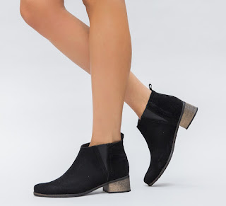 Ghete dama din piele intoarsa negre simple de iarna Ghete dama din piele intoarsa negre simple de iarna