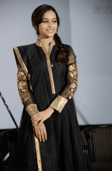 actress sri divya images actress sri divya images