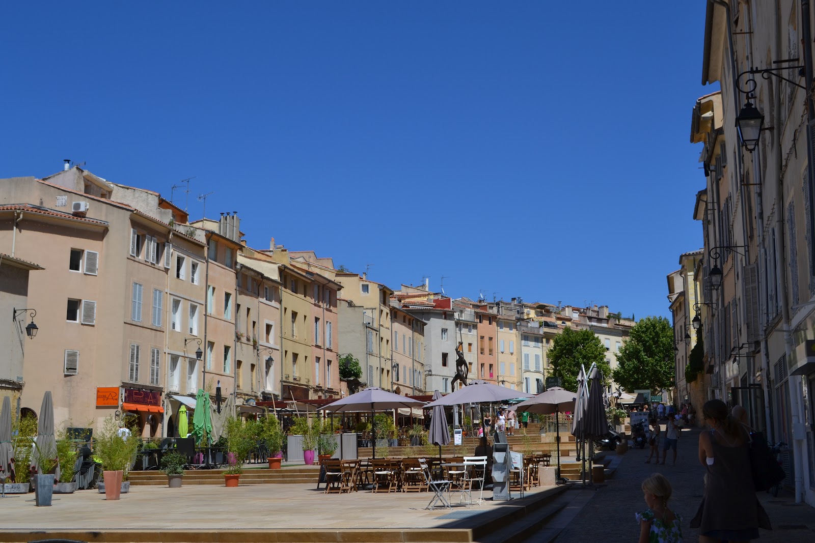 Les 10 meilleurs Restaurants à Place Forum des Cardeurs 13100 Aix