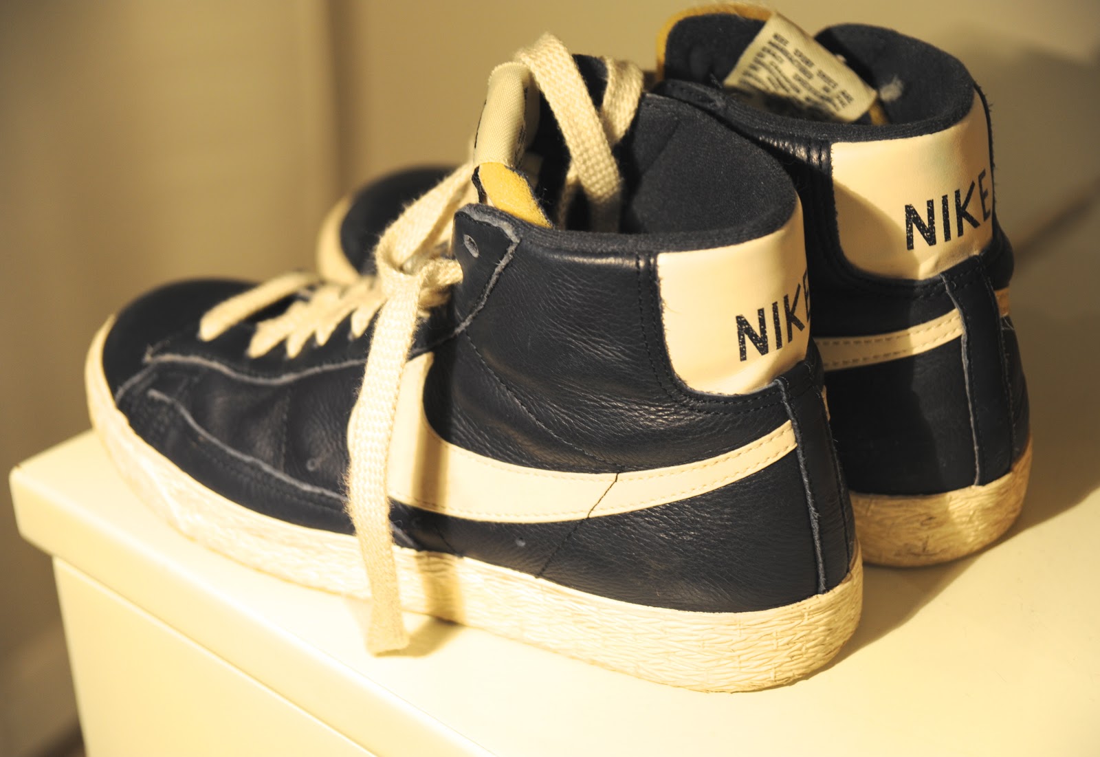 nike tiempo est 1972