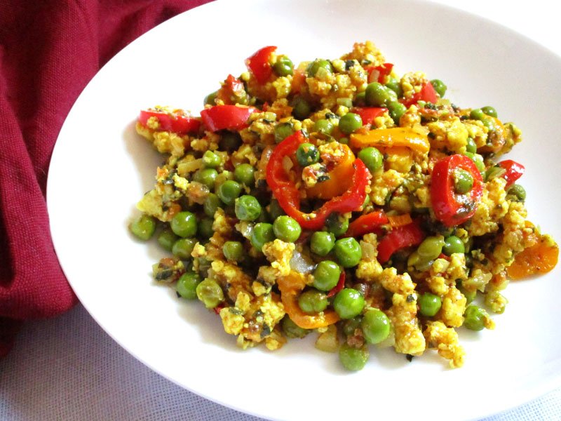 Crumbled Paneer with Fresh Mint, Cilantro and Spiced Green Peas Lisa