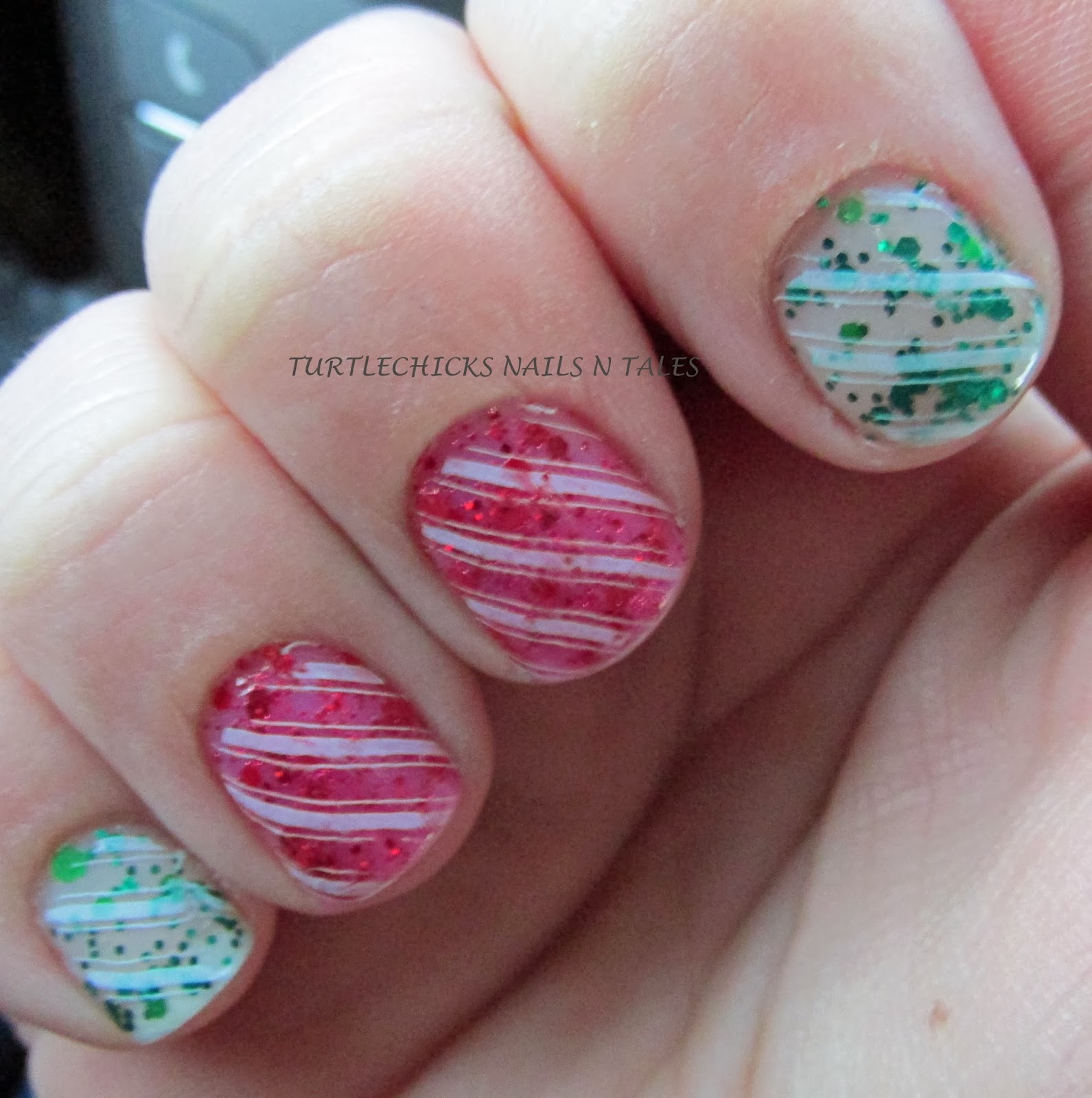 Turtlechick's Nails N Tales: Mosaic Christmas Candy Canes