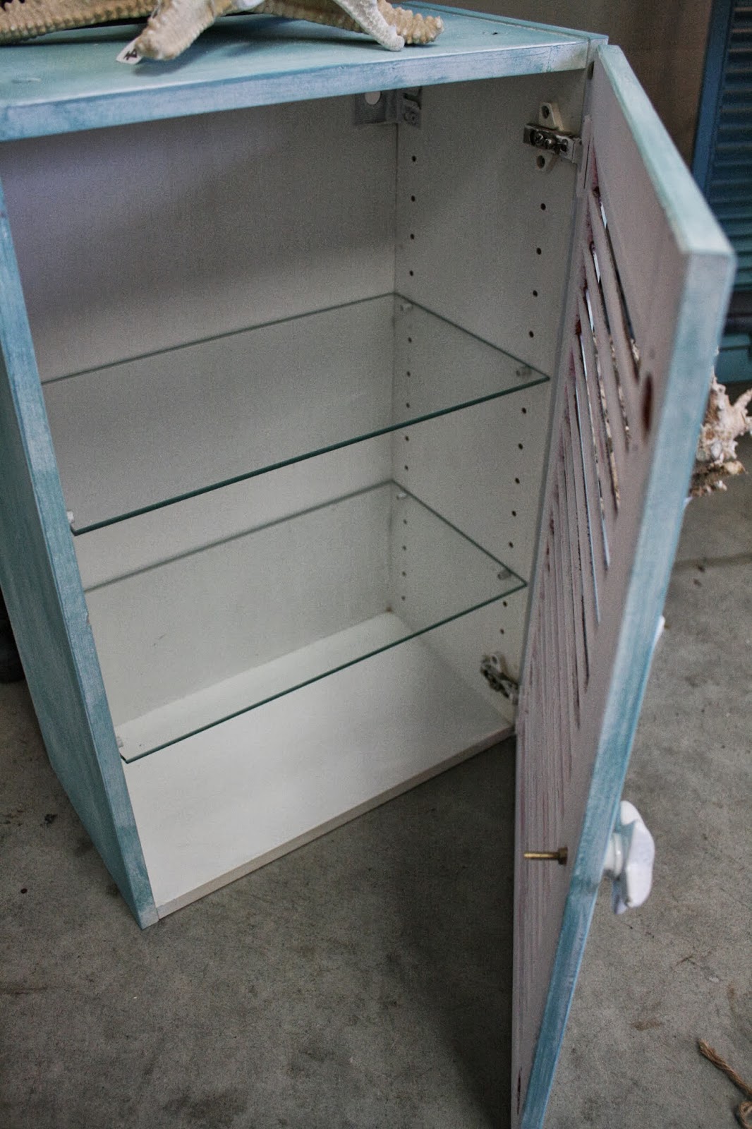 Reloved Rubbish: Louvered Medicine Cabinets