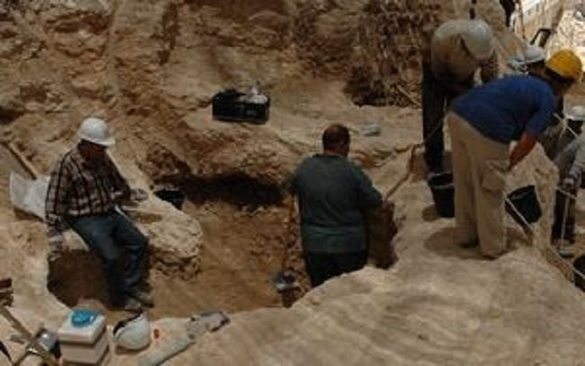 Arqueólogos descubren manuscritos judíos en Samangan