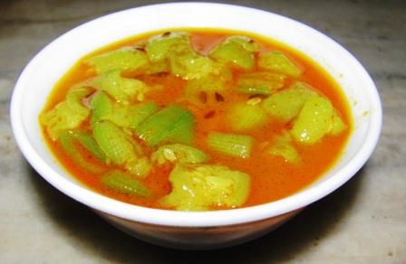 तोरई की सब्जी बनाने की विधि - Turai Vegetables Recipe in Hindi तोरई की सब्जी बनाने की विधि - Turai Vegetables Recipe in Hindi
