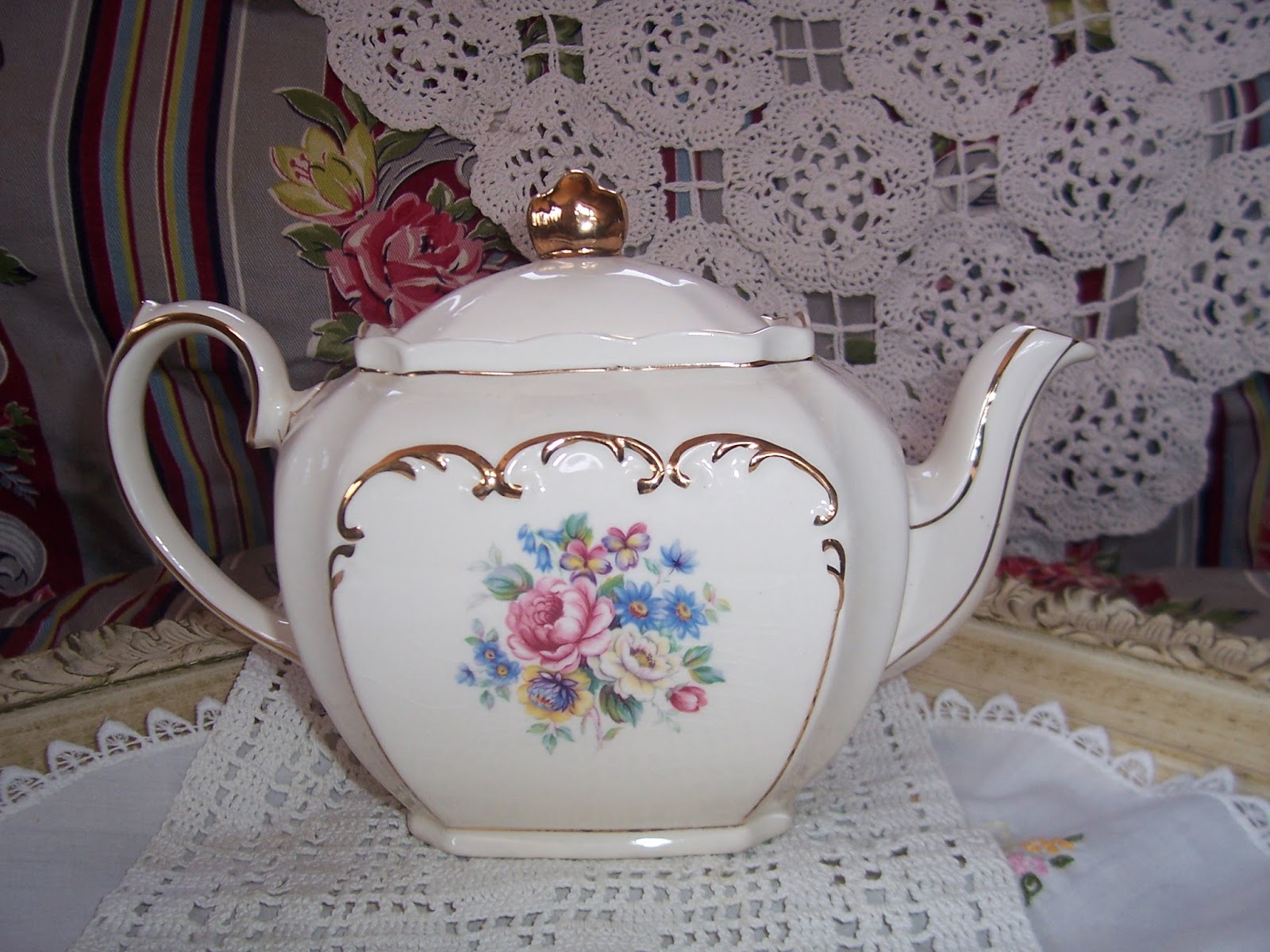 two-cottages-and-tea-waiting-for-spring