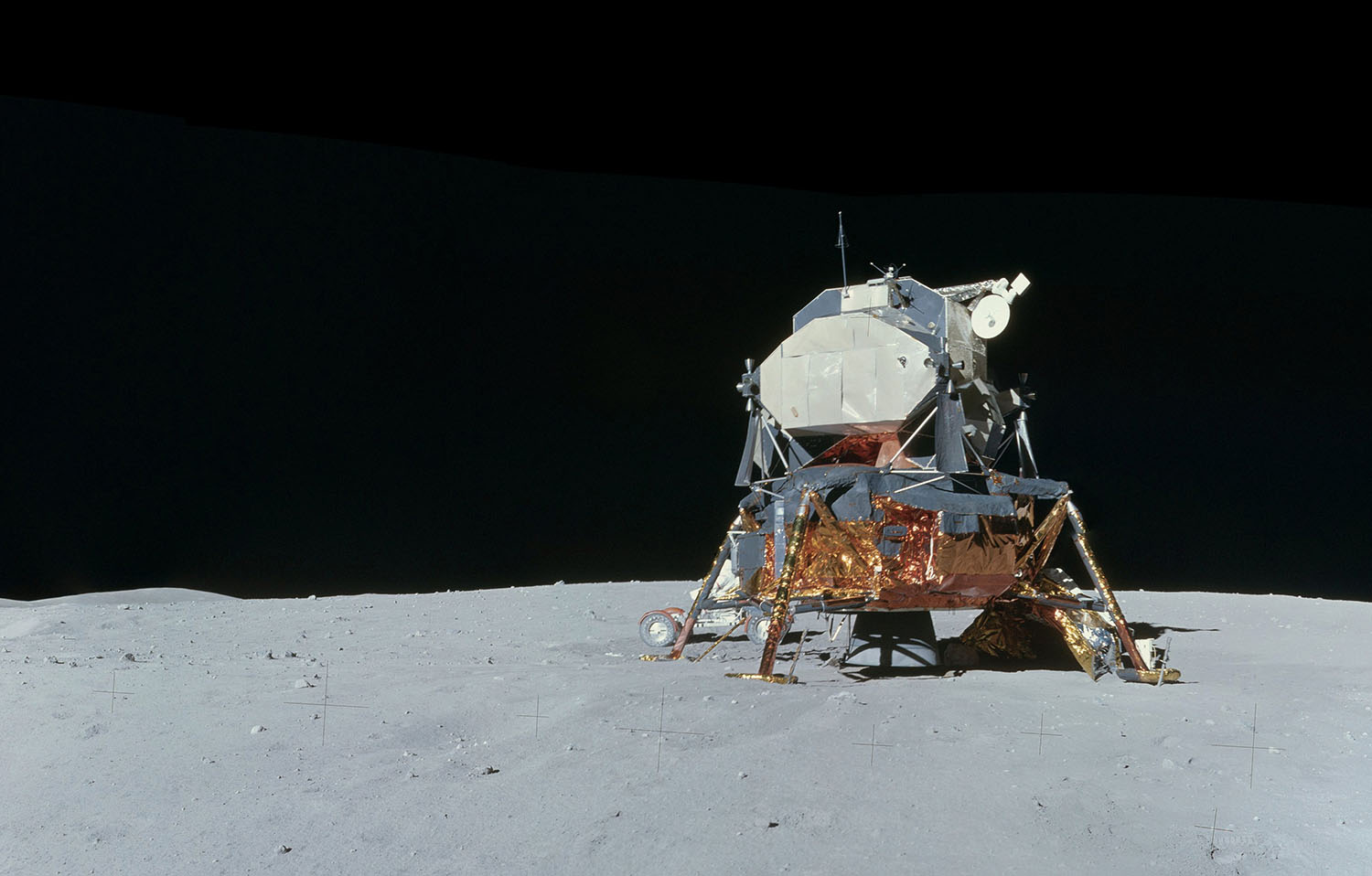 Аполло́н-16 Лунный модуль 2