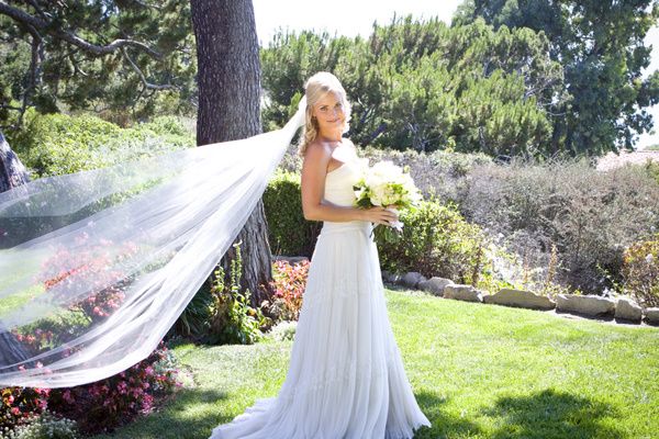vintage california chic wedding of Oh Lovely Day | Photo by Jennifer Roper, gown by Melissa Sweet