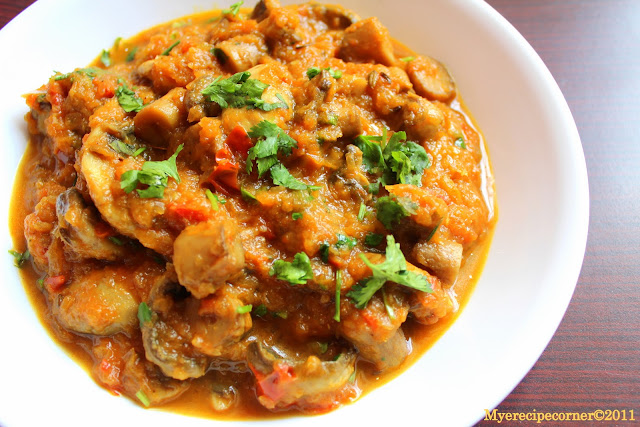 Mye's Kitchen: Mushroom Curry/ Mushroom Gravy