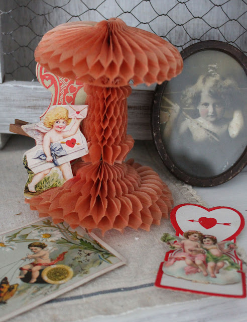Vintage Valentine Decor- Itsy Bits And Pieces
