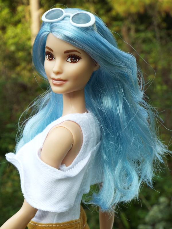 MSJ's Doll Pit: Fashionistas #69 Blue Beauty!