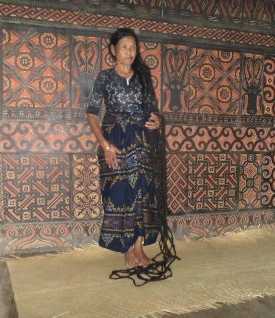Rambut Terpanjang Ternyata Berasal Dari Tana Toraja Rambut Terpanjang Ternyata Berasal Dari Tana Toraja