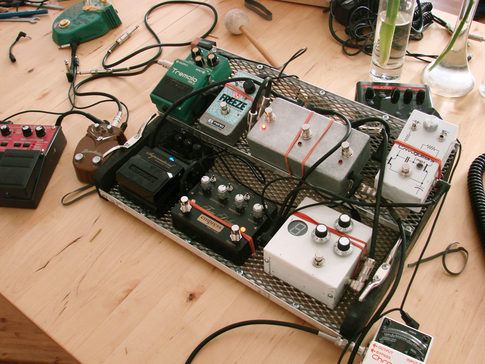 pedal+board+2013+01.jpg